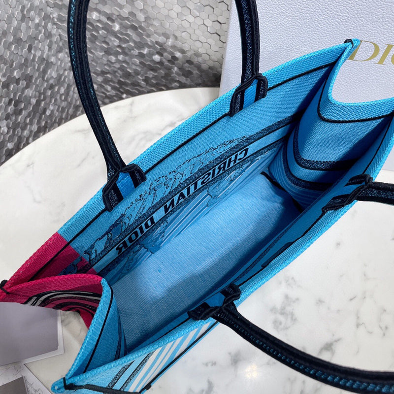 Dragons Bags Detail