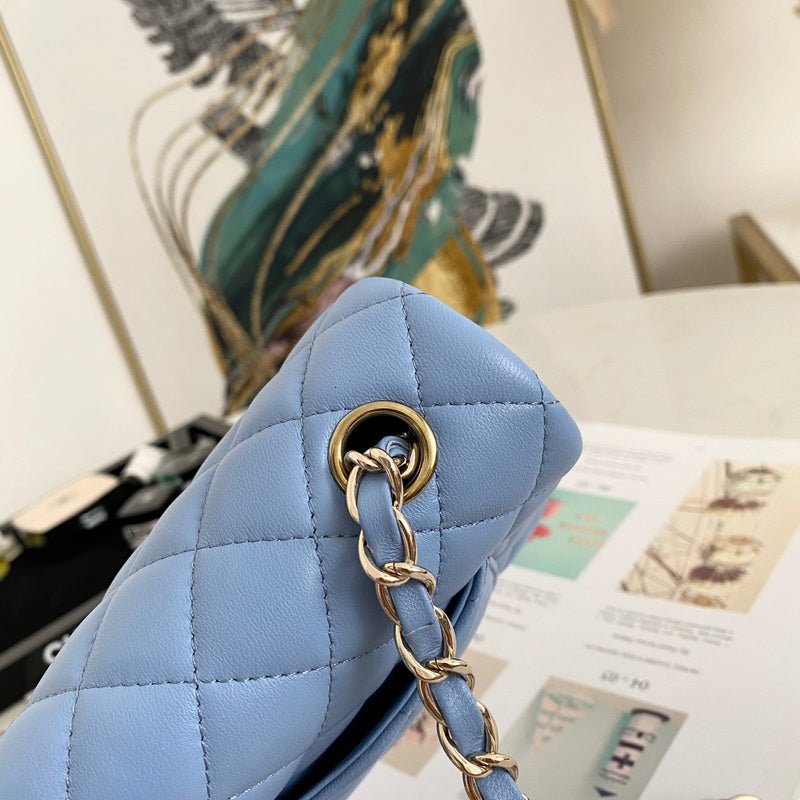 Dragons Bags Detail
