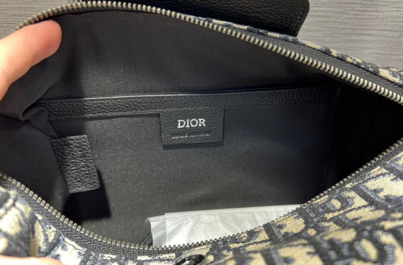 Dragons Bags Detail