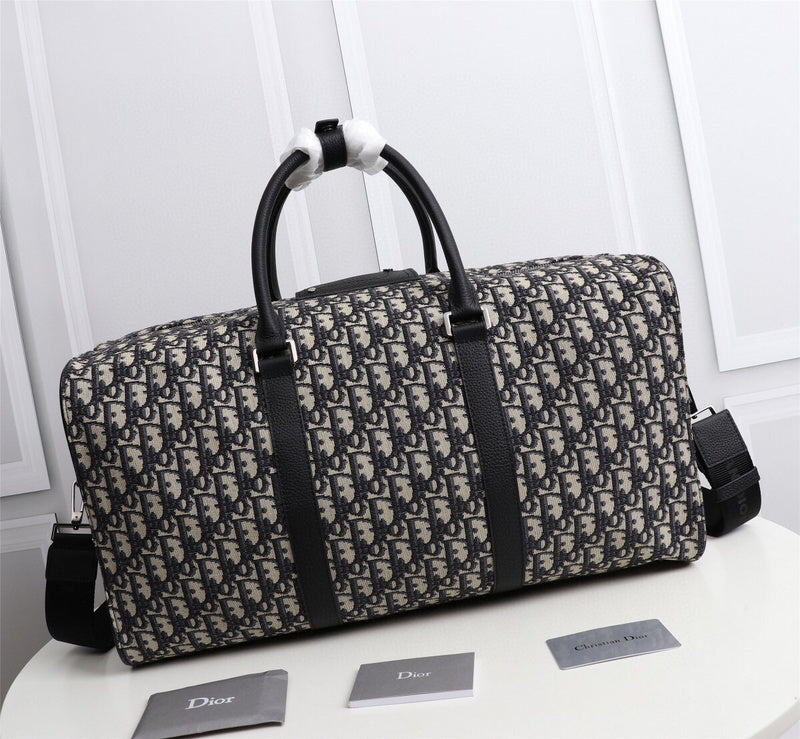 Dragons Bags Detail