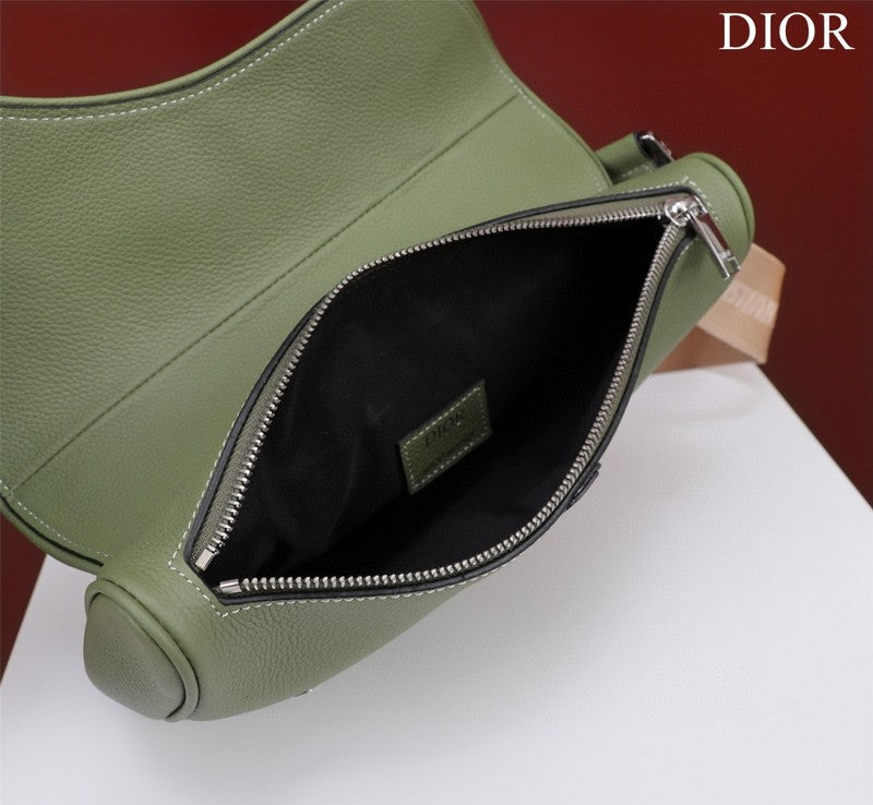 Dragons Bags Detail