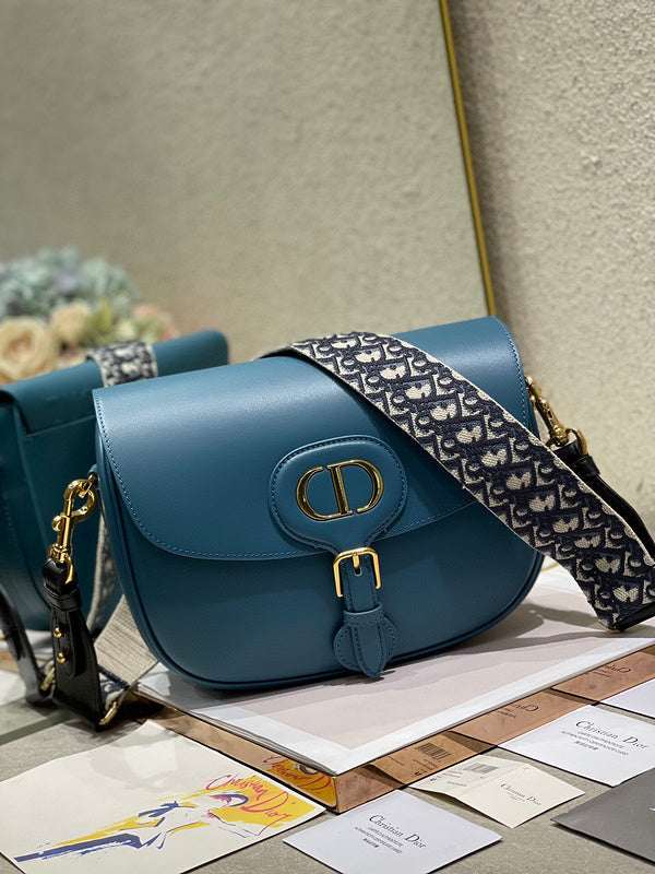 Dragons Bags Detail