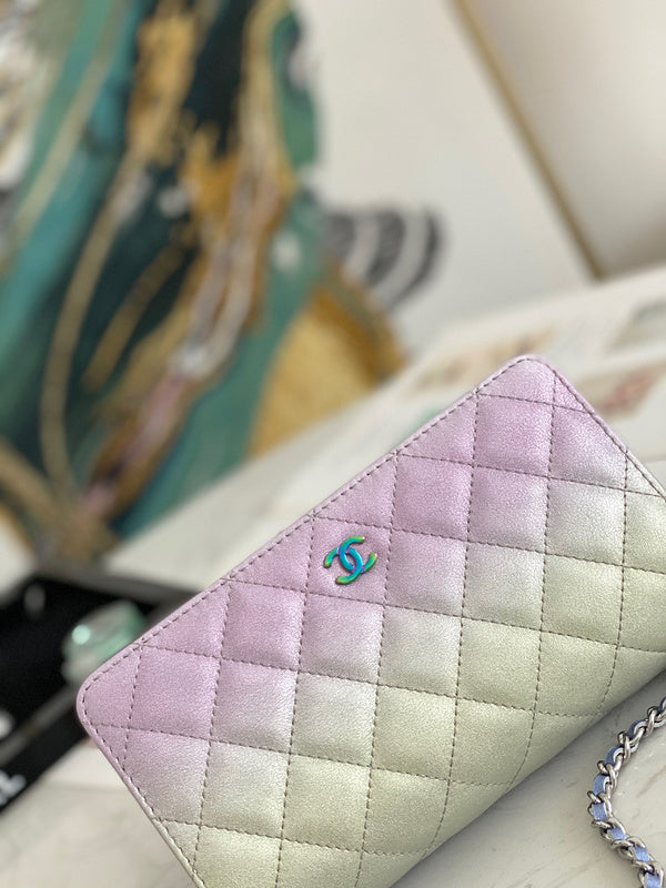 Dragons Bags Detail