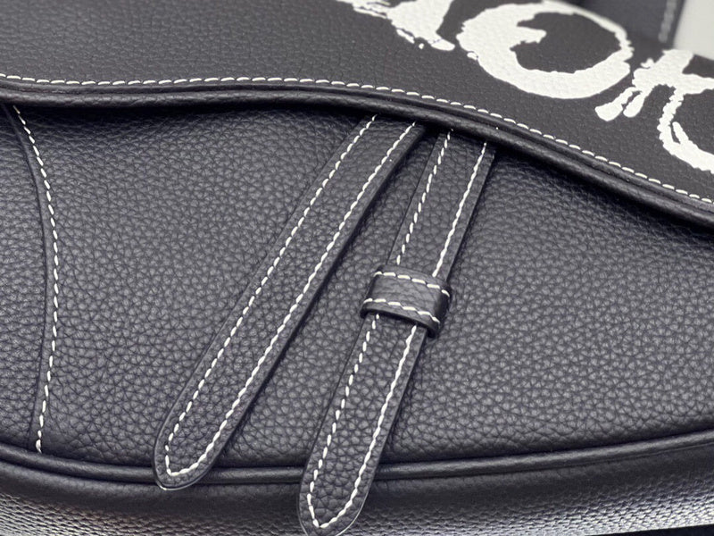 Dragons Bags Detail