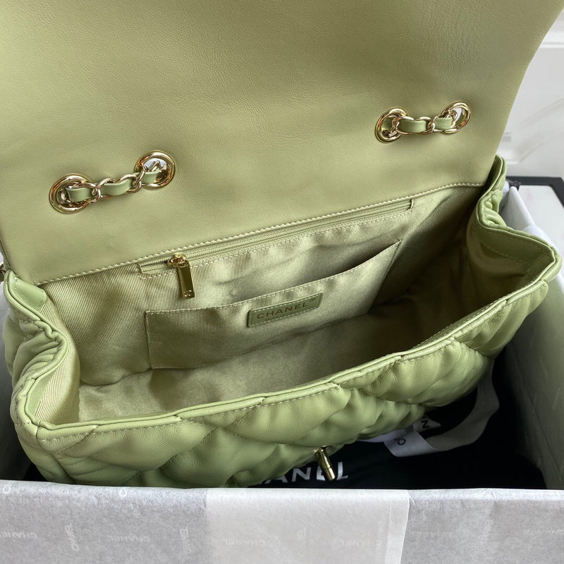 Dragons Bags Detail