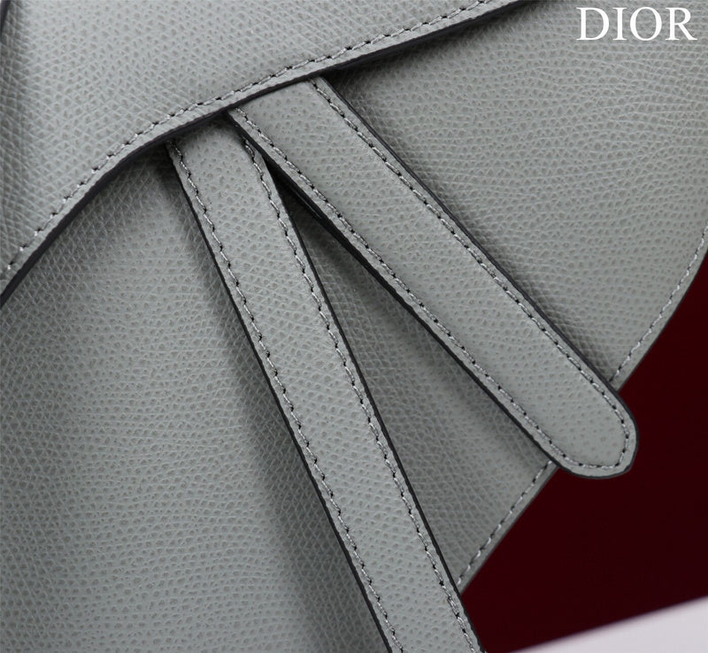 Dragons Bags Detail