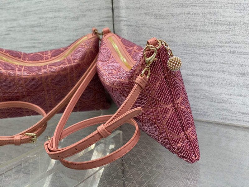 Dragons Bags Detail