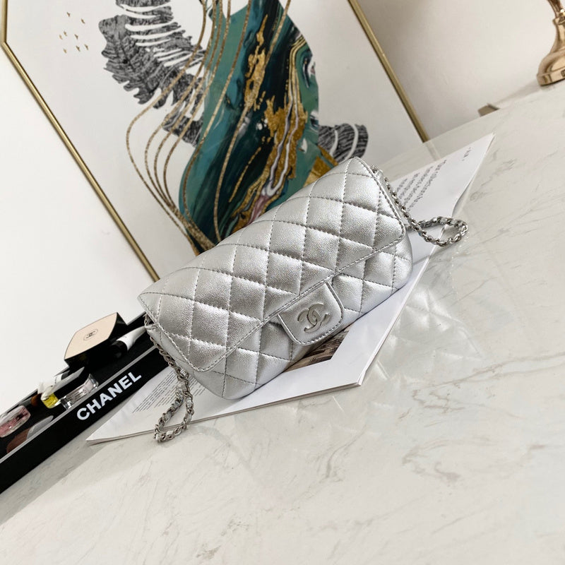 Dragons Bags Detail