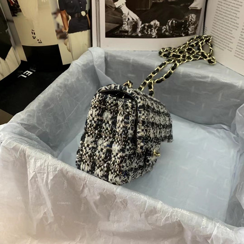 Dragons Bags Detail