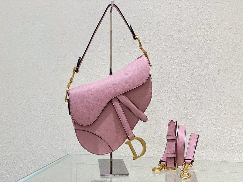 Dragons Bags Detail