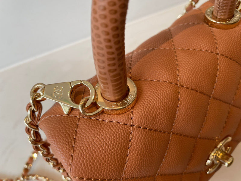 Dragons Bags Detail