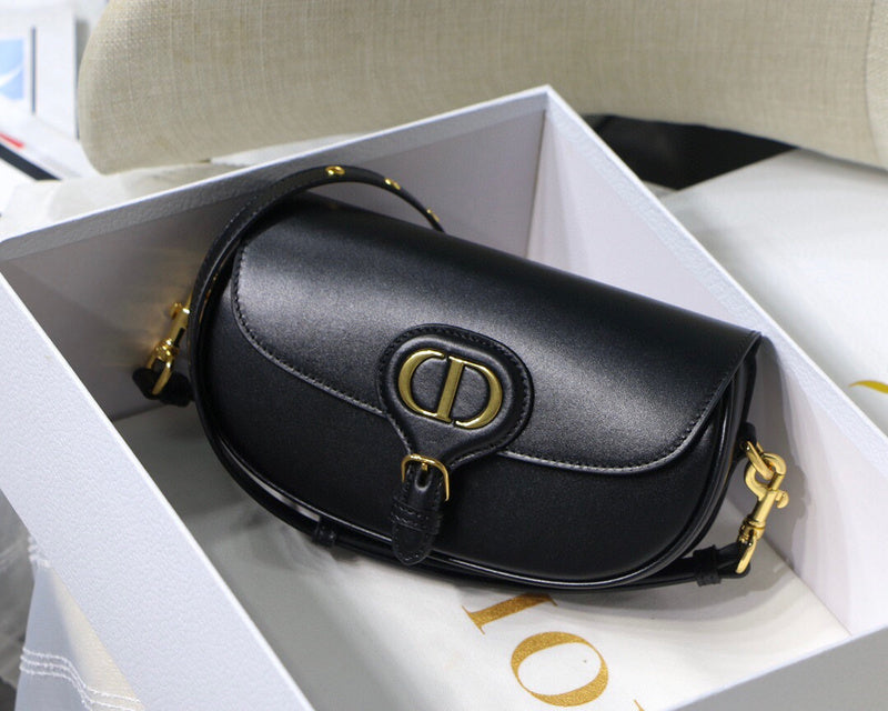 Dragons Bags Detail
