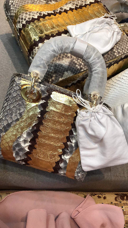 Dragons Bags Detail