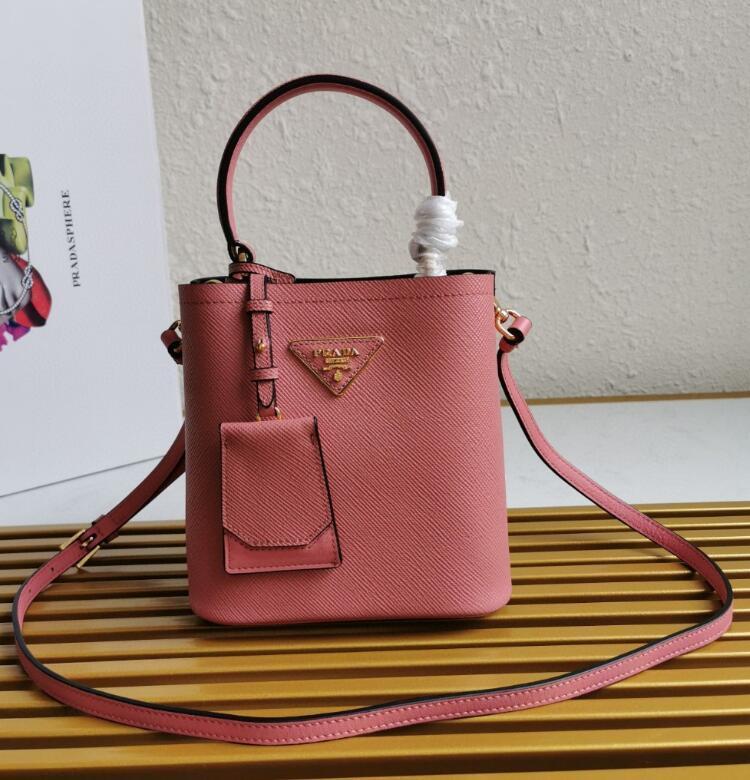 Dragons Bags Bags

 - PD Bags - 091