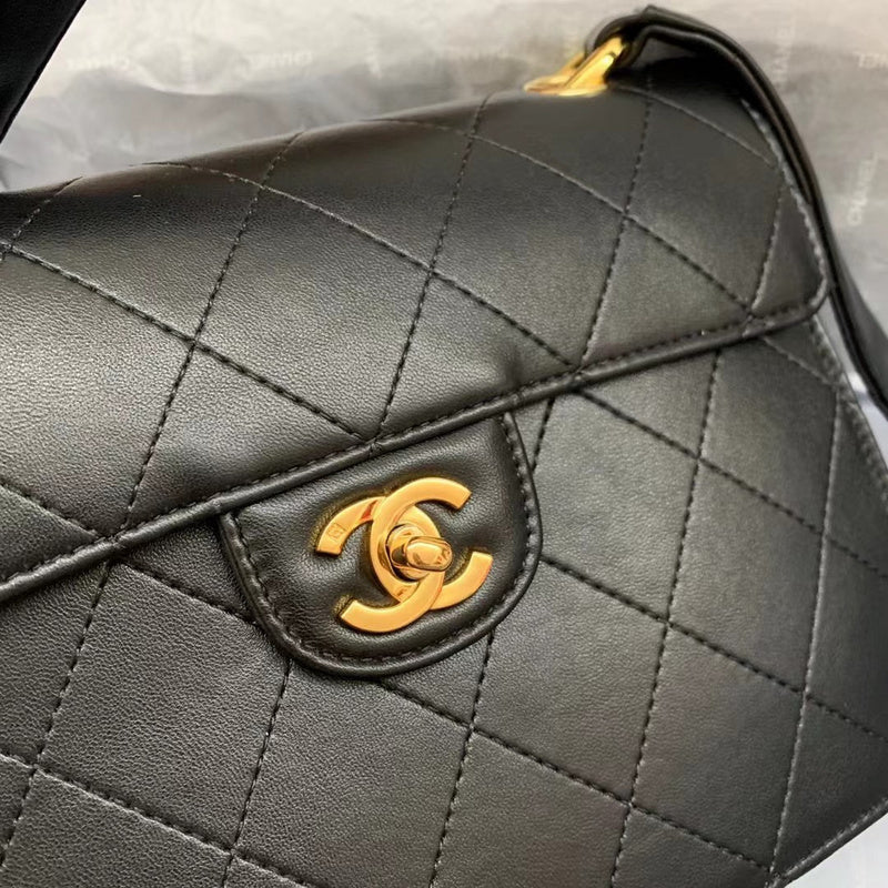 Dragons Bags Detail