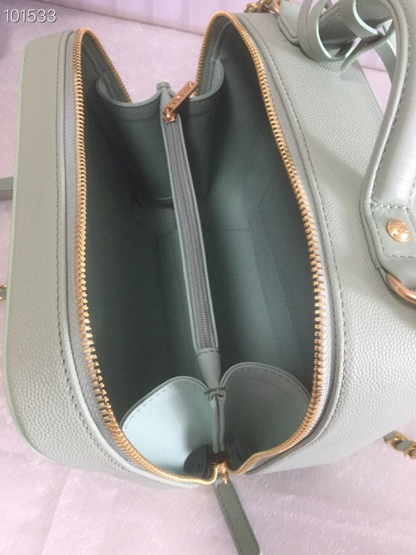 Dragons Bags Detail