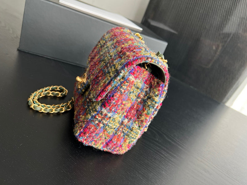 Dragons Bags Detail
