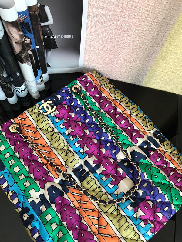 Dragons Bags Detail