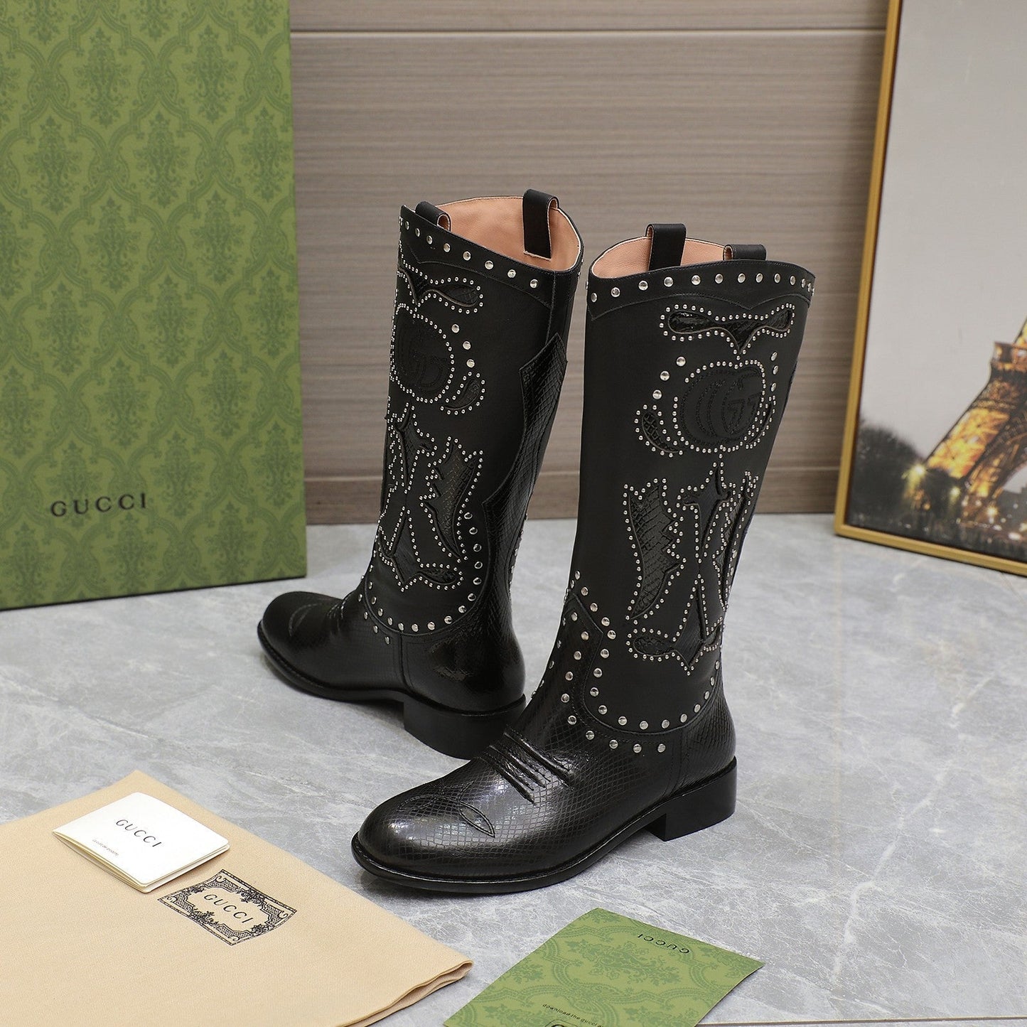 Vbs WOMEN'S BOOT WITH DOUBLE G AND STUDS BLACK