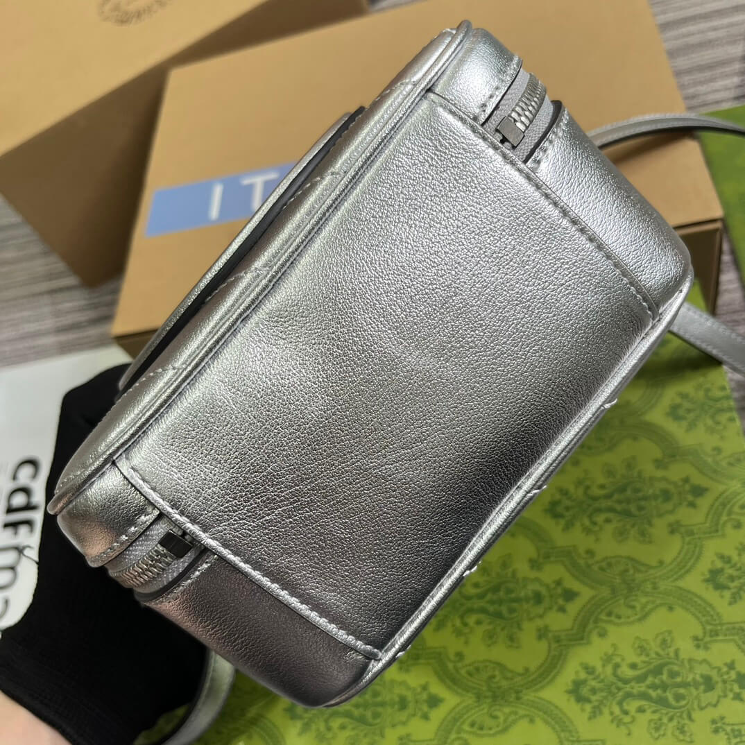 VBS744434 Blondie Handbag 17cm silvery leather