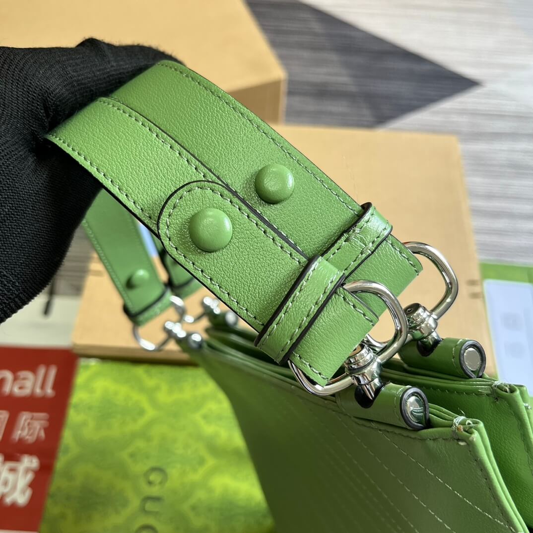 VBS751518 Blondie Handbag 24cm light green leather