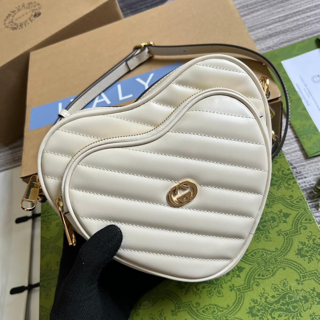 VBS751628 shoulder bag shoulder bag 20cm VBSty white Free shipping