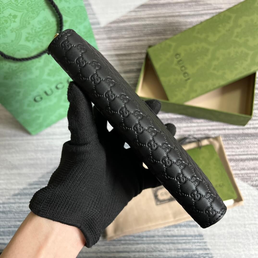 VBS 449391 Marmont black 19cm Small G embossed cowhide