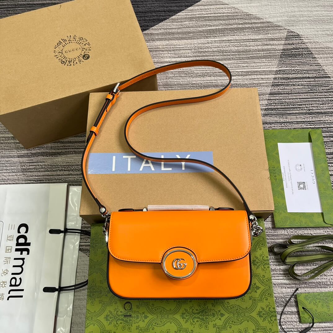 VBS 739722 Petite VBS cross body bags 21cm yellow Leather