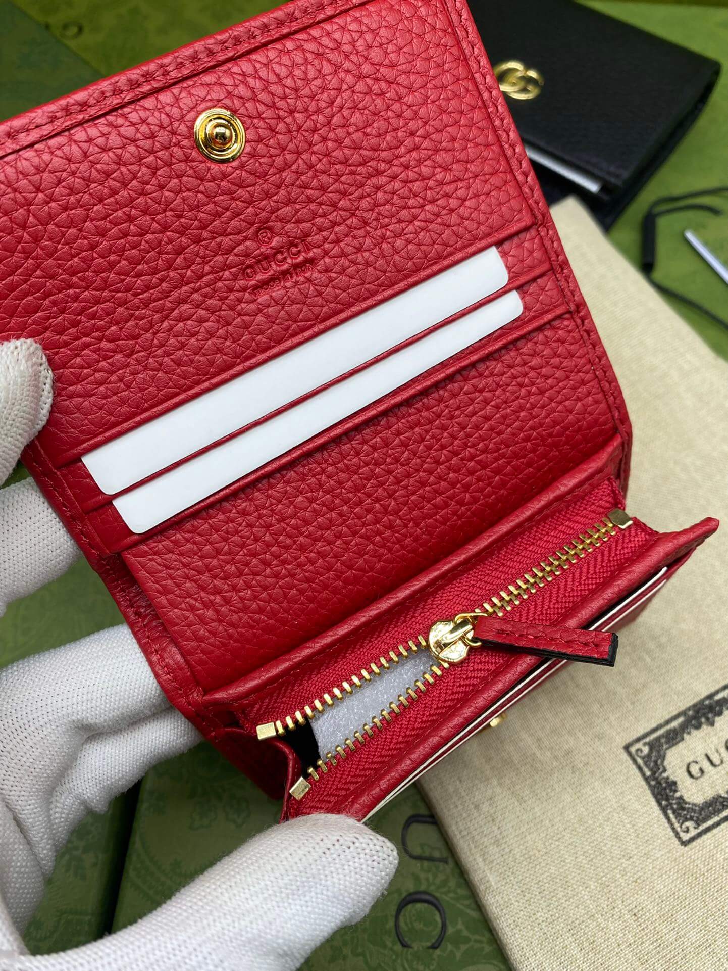 VBS Pure cowhide wallet red short design