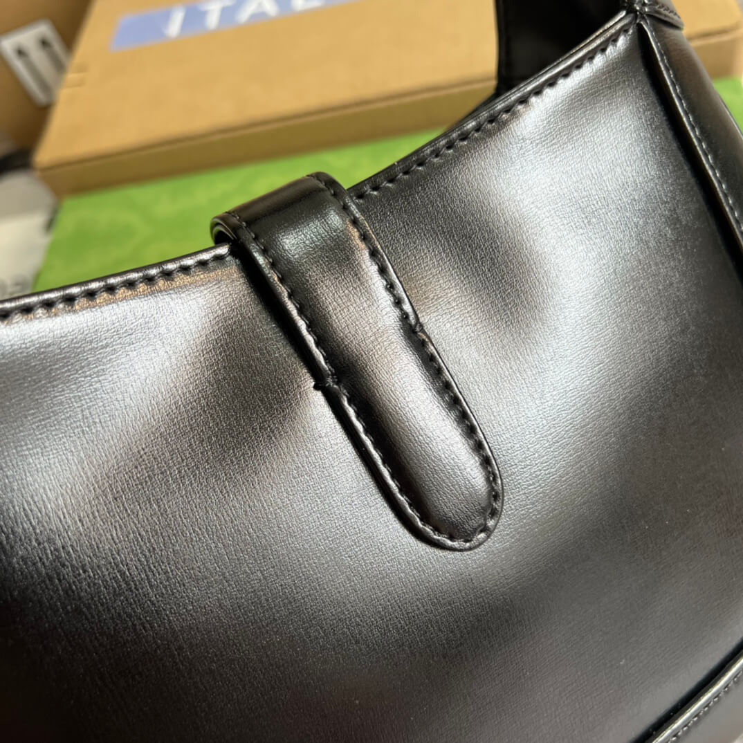 VBS 636709 subaxillary bag 28cm black cowhide