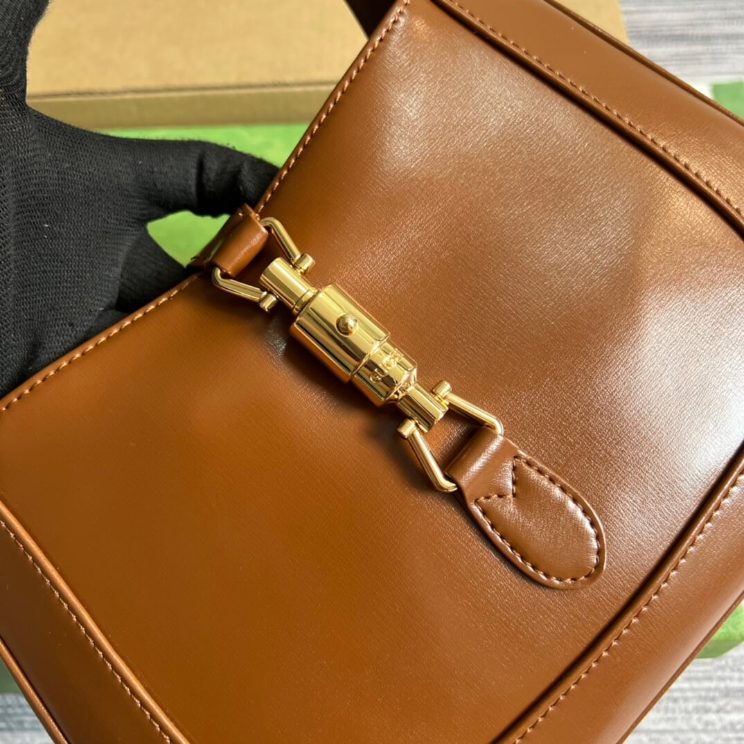 VBS636709 subaxillary bag 28cm brown cowhide