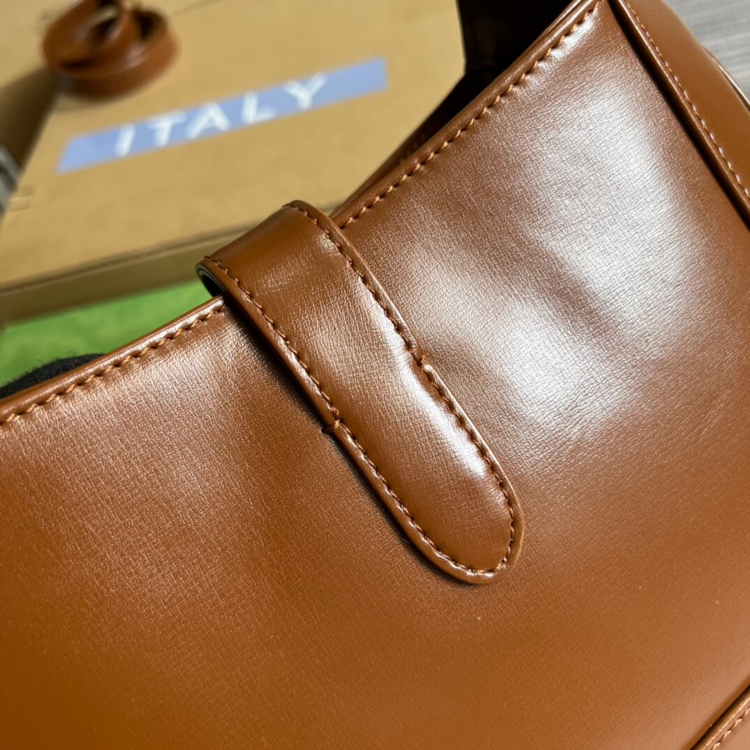 VBS636709 subaxillary bag 28cm brown cowhide