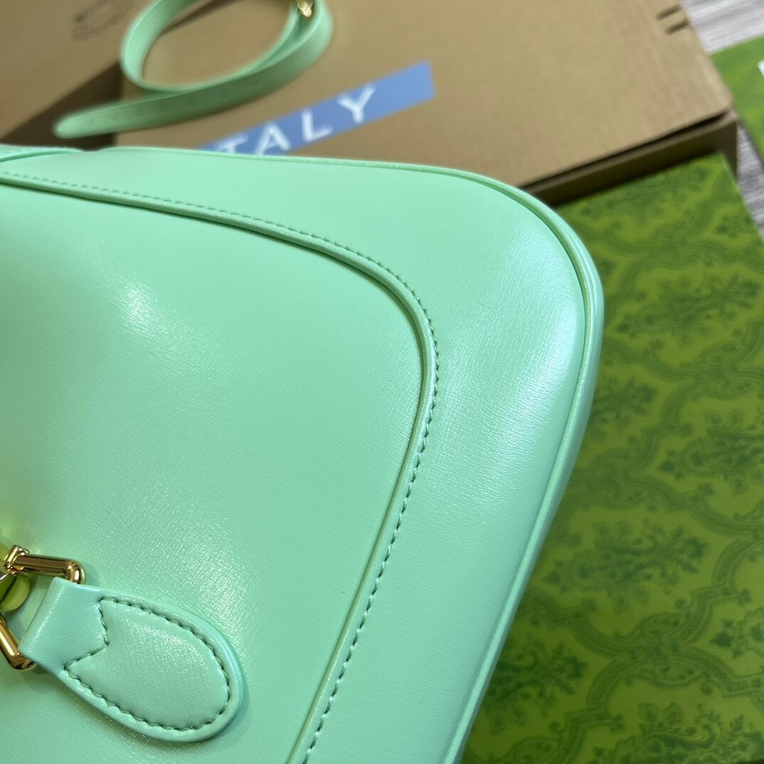 VBS636709 subaxillary bag 28cm light green cowhide