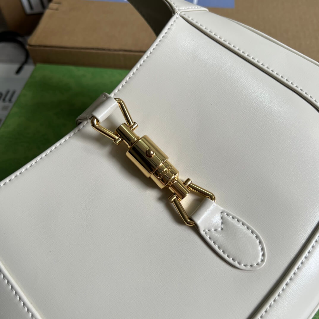 VBS636709 subaxillary bag 28cm white cowhide