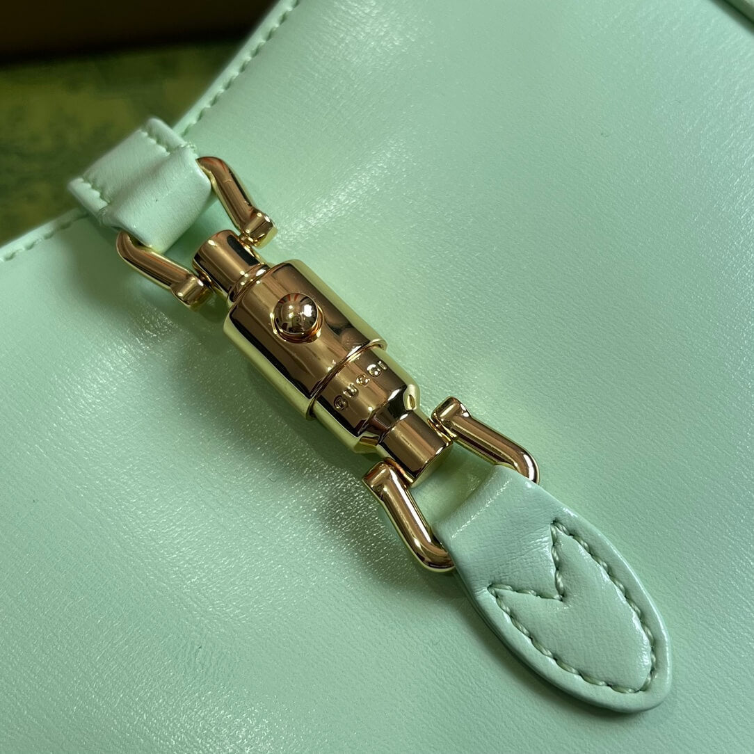 VBS637091 Handbag subaxillary bag 19cm light green cowhide
