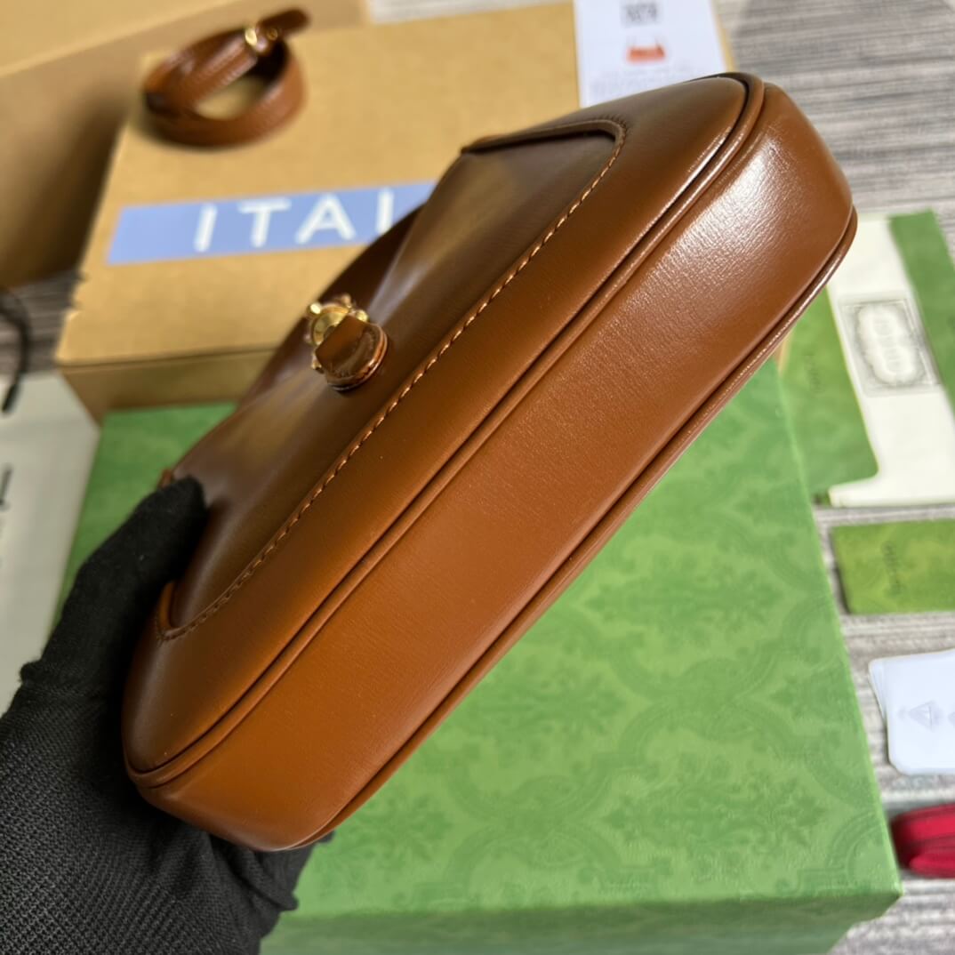 VBS637091 Handbag subaxillary bag 19cm brown cowhide