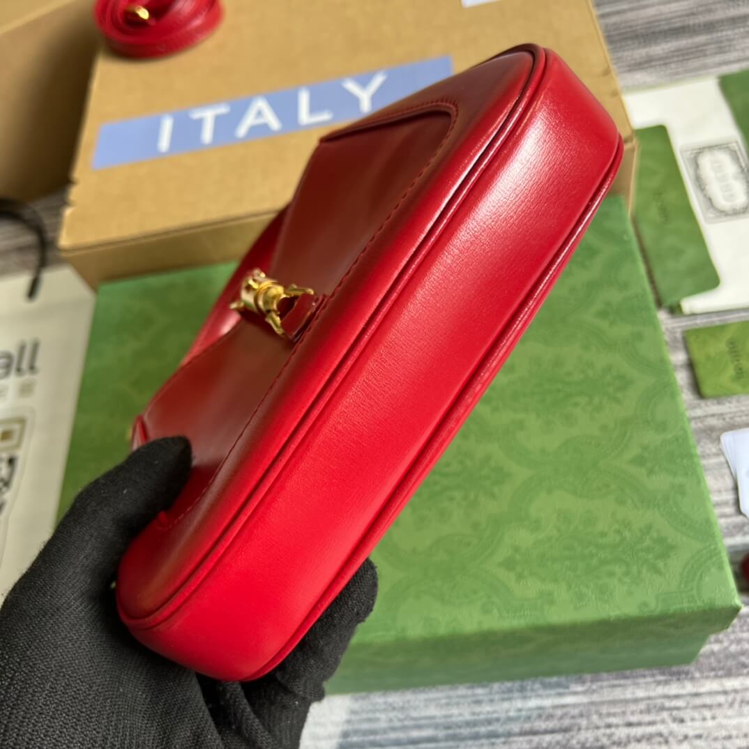 VBS637091 Handbag subaxillary bag 19cm red cowhide
