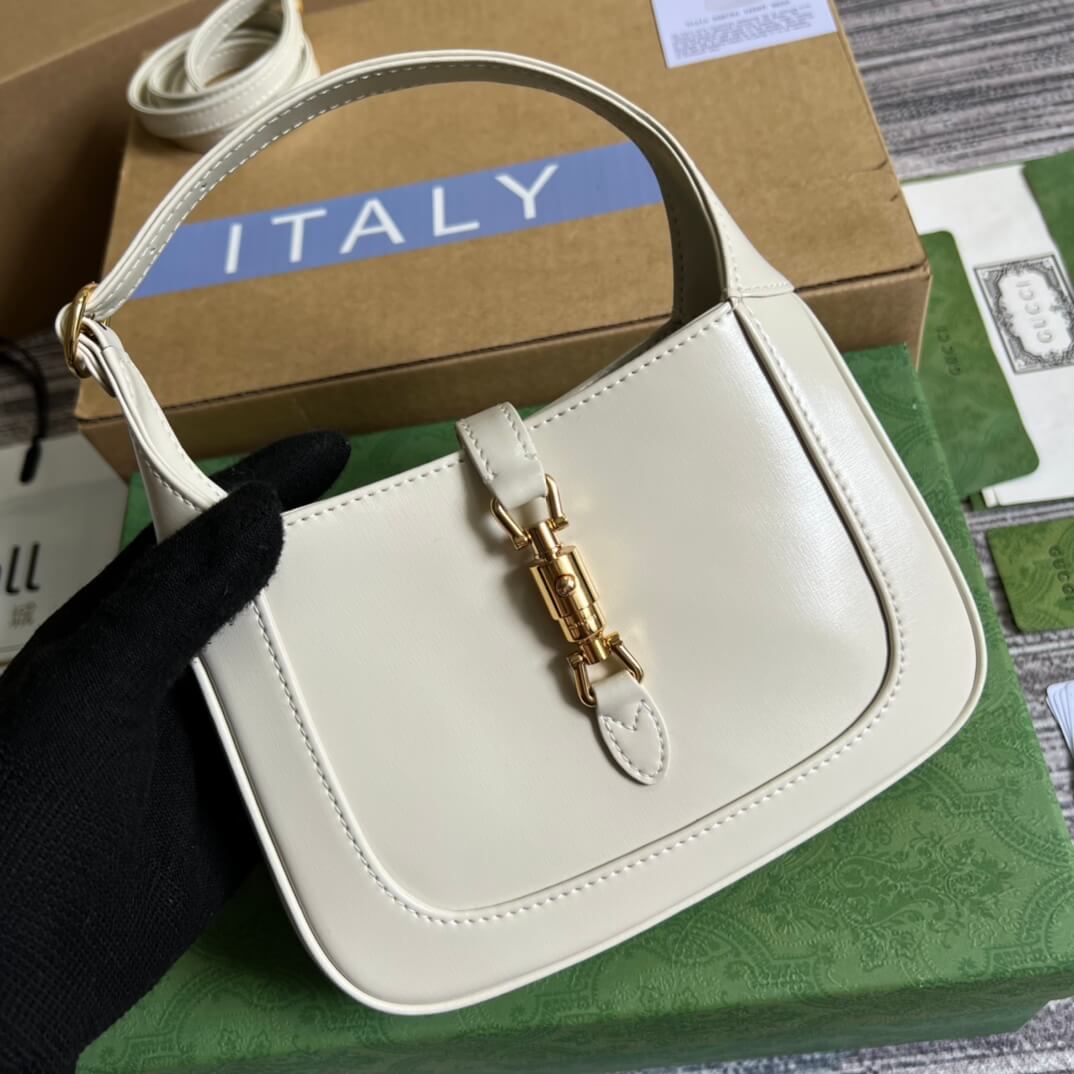 VBS637091 Handbag subaxillary bag 19cm white cowhide