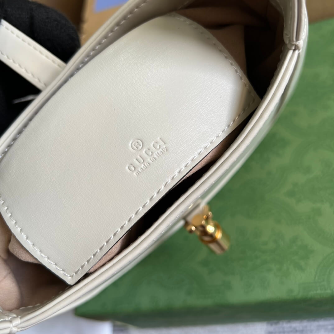 VBS637091 Handbag subaxillary bag 19cm white cowhide