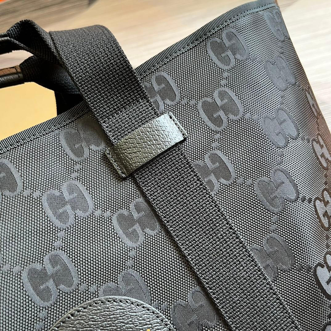 VBS746037 Off The Grid Handbag 39cm black Nylon Canvas