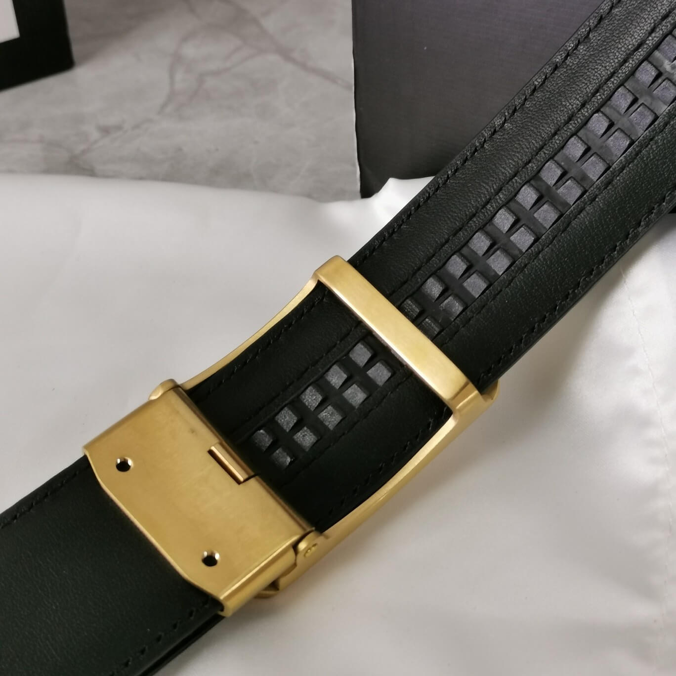 VBS BELT Cowhide leather black gold buckle wide 3.4cm Automatic buckle