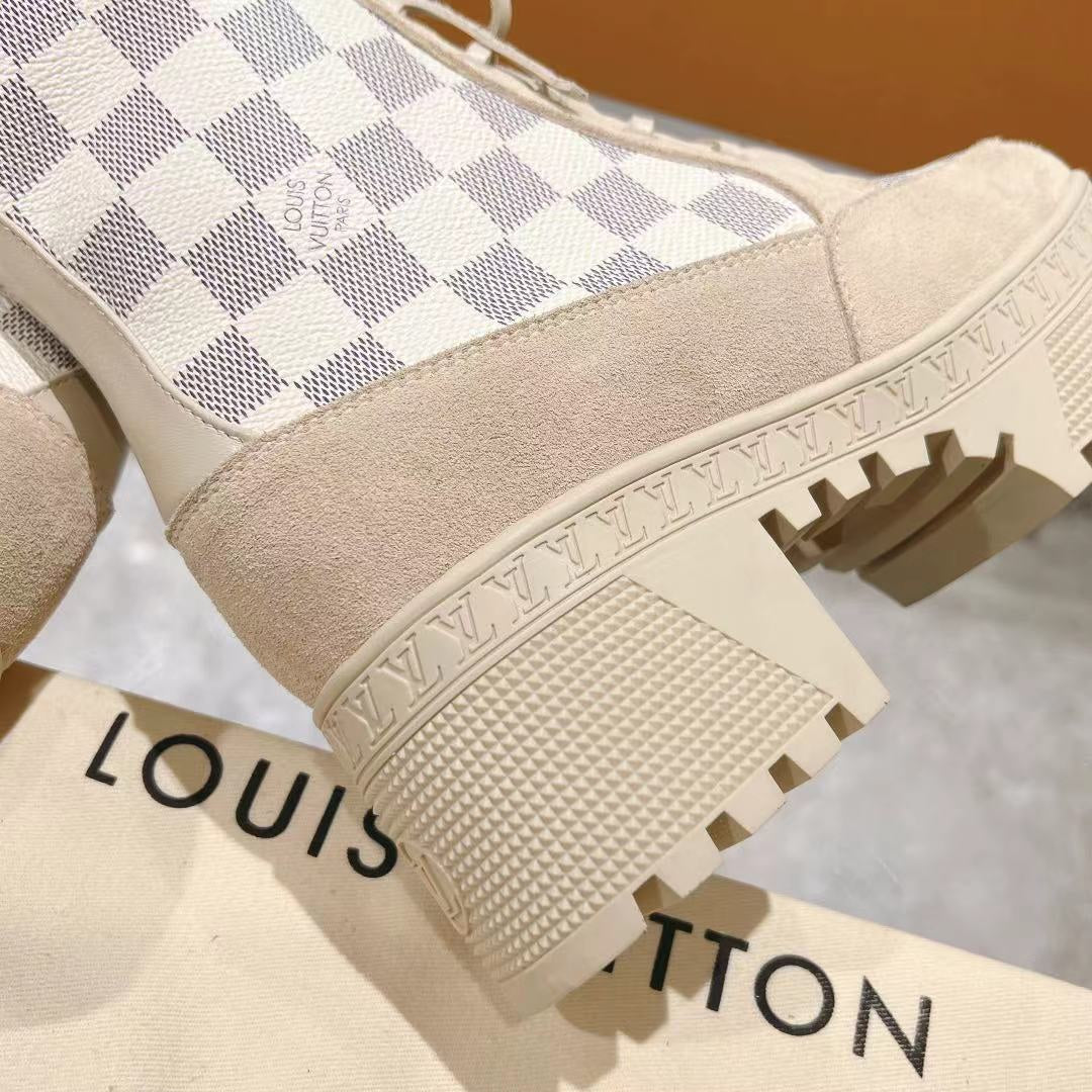 nmb LAUREATE PLATFORM DESERT BOOT DAMIER AZURE