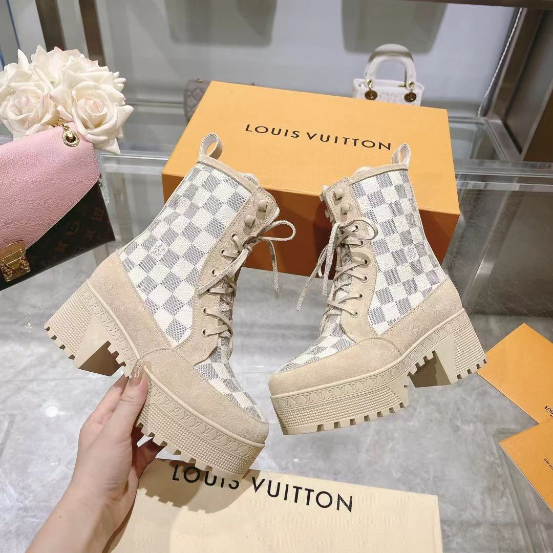 nmb LAUREATE PLATFORM DESERT BOOT DAMIER AZURE