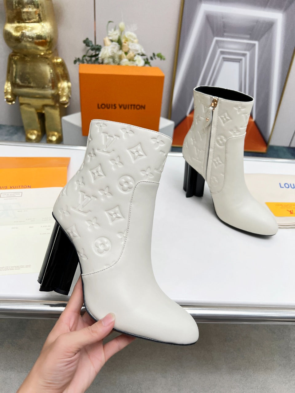 nmb SILHOUETTE ANKLE BOOT WHITE