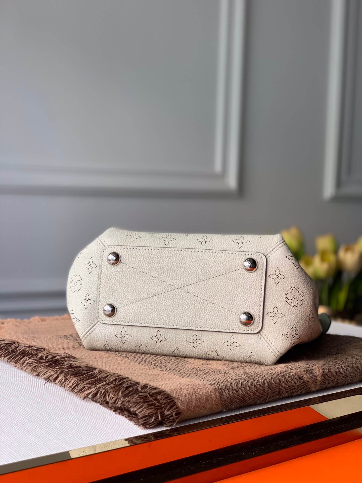 M51223 Babylone BB 24cm Lambskin VBSty white