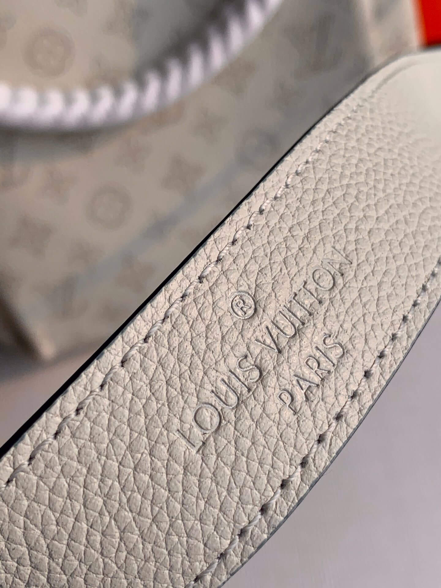 M51223 Babylone BB 24cm Lambskin VBSty white