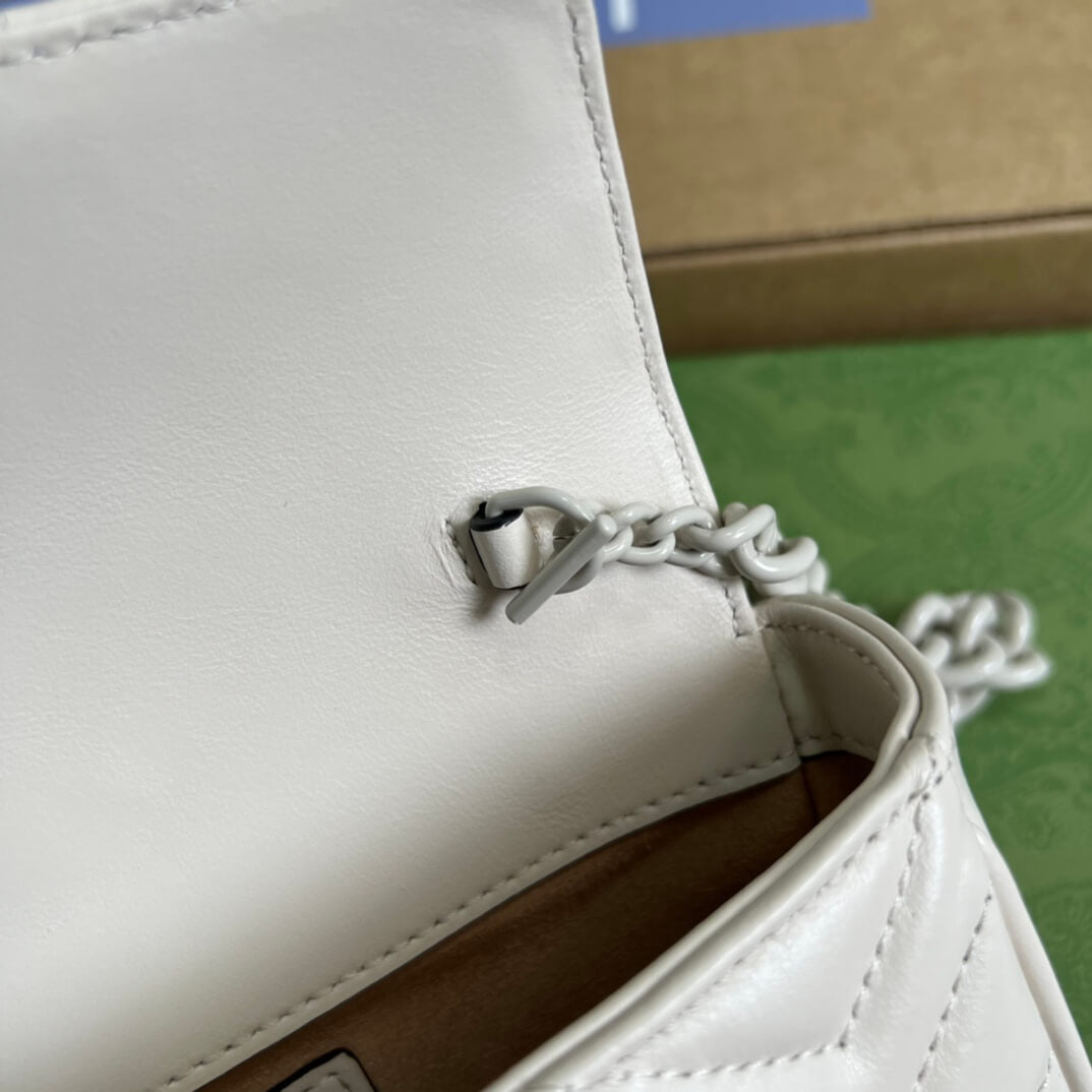 VBS-699757 shoulder bag white/white hardware Leather
