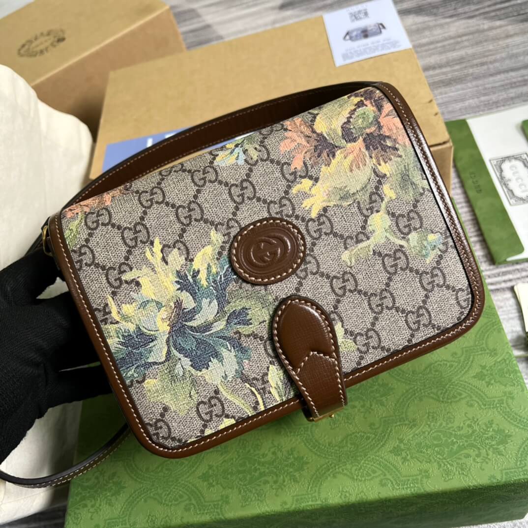 VBS671620 shoulder bag brown